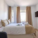 New Suite Reformada Con Excelente Ubicacion