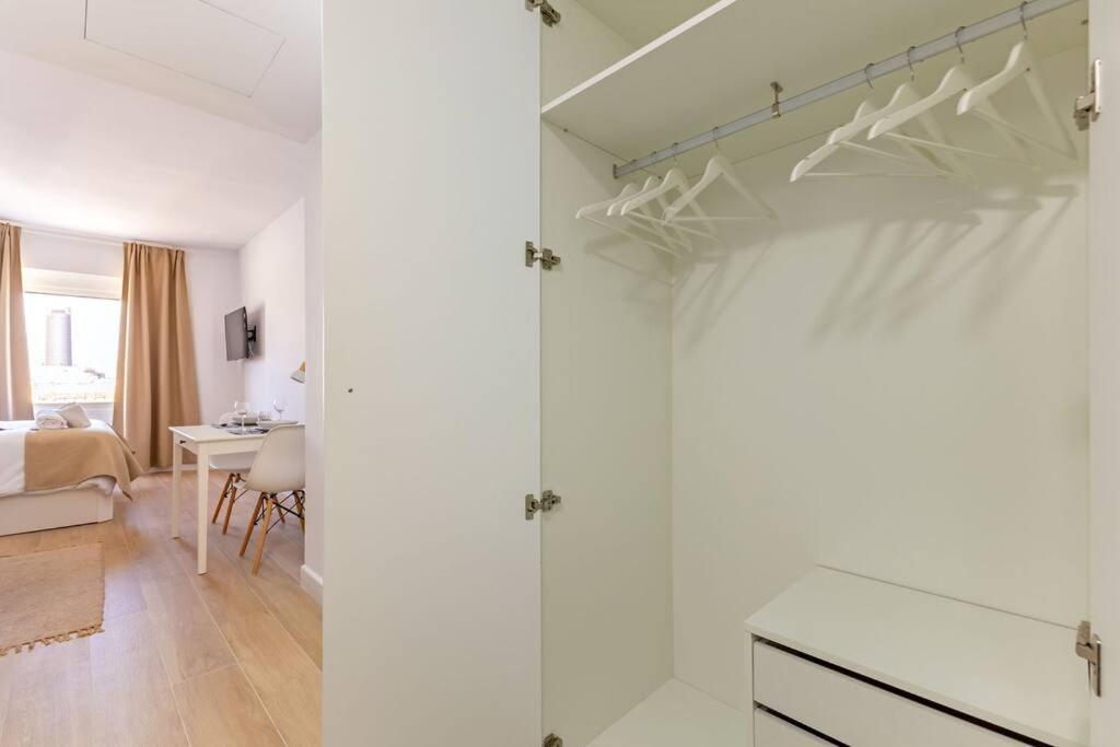 New Reformada Con Excelente Ubicacion Appartement Séville